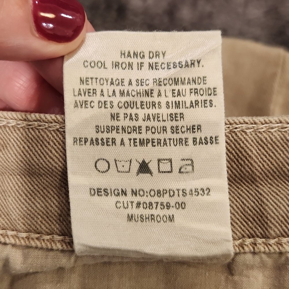 Lightweight joes jean shorts in mushroom color size 29! - Picture 4 of 9
